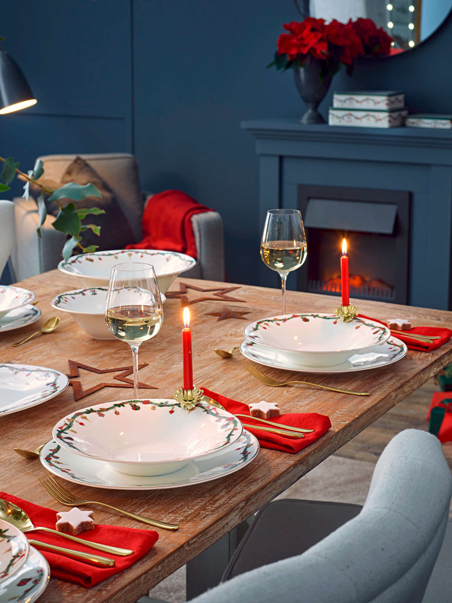Plates christmas hotsell