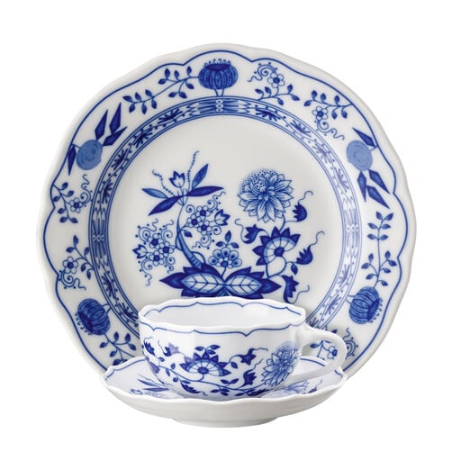 Hutschenreuther Blue Onion pattern cup with saucer and plate.