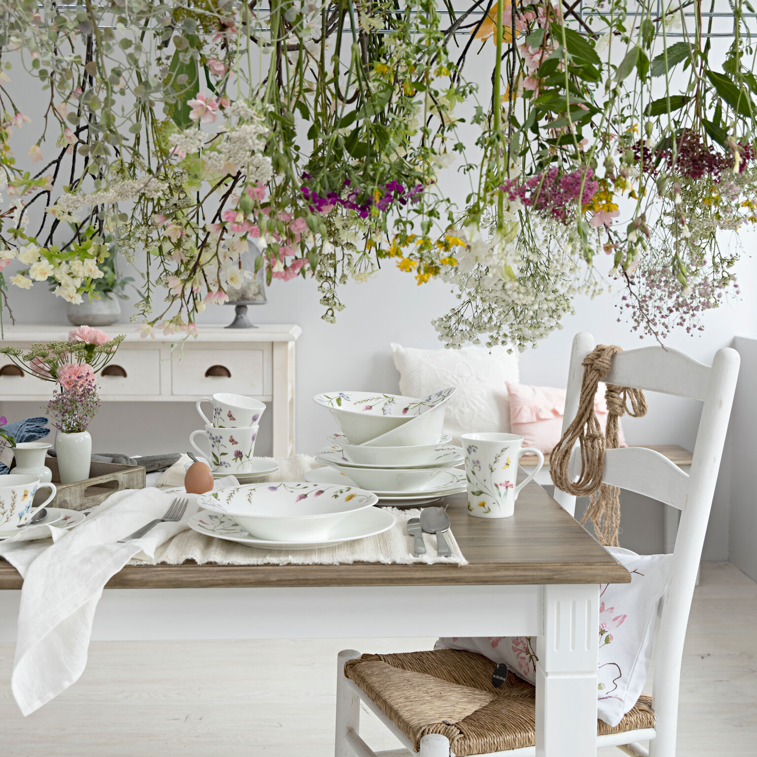 Hutschenreuther Porcelain, Plate 22 cm, Nora Spring Vibes