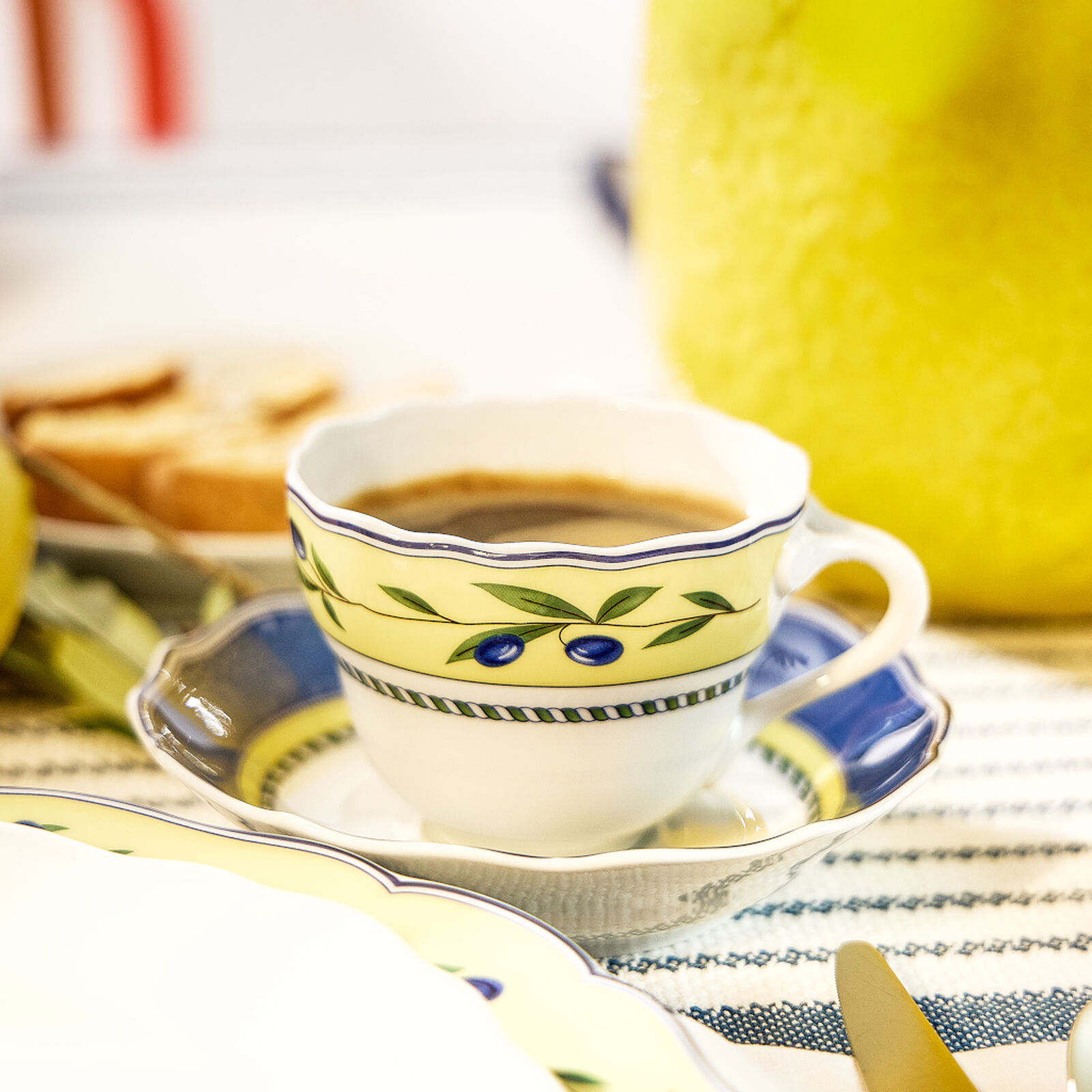 Elegantes Kaffeeservice 18-teilig f&uuml;r 6 Personen image number null