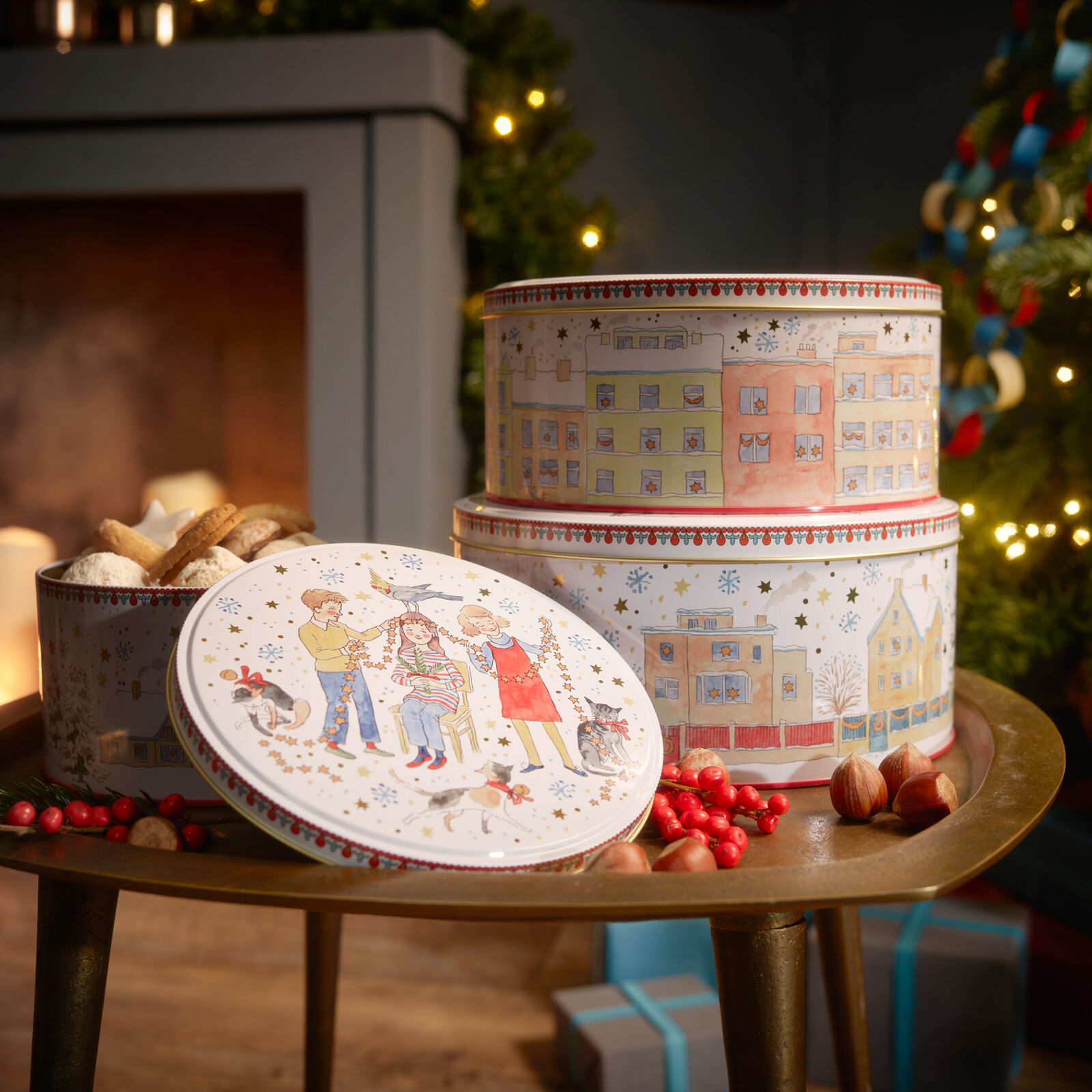 Set 3 biscuit tins image number null