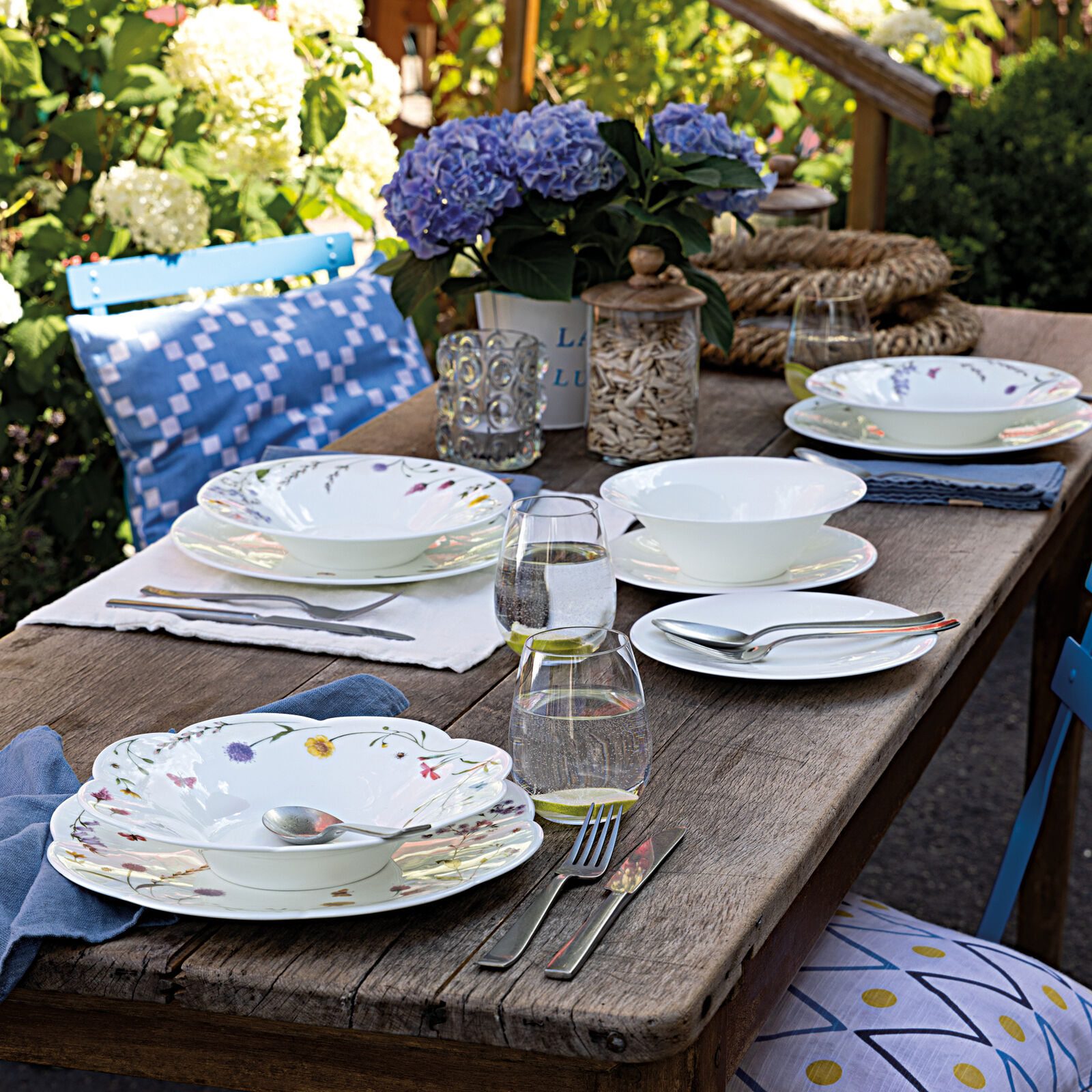 Dish 24 cm deep image number null