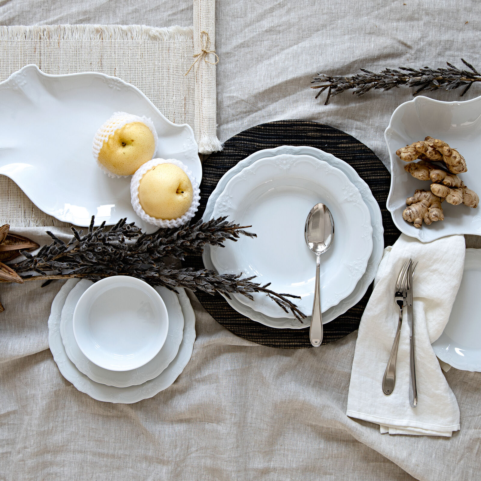 Assiette avec aile 24 cm creuse image number null