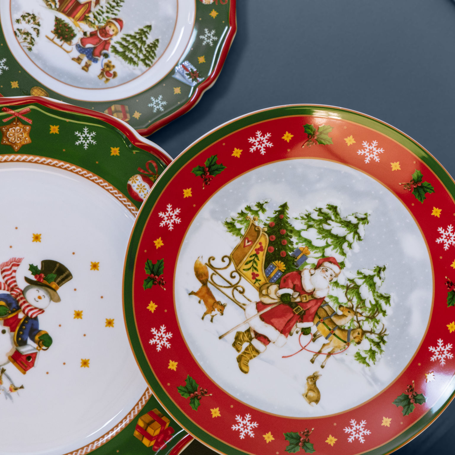 Christmas plates from Hutschenreuther Happy Wintertime 